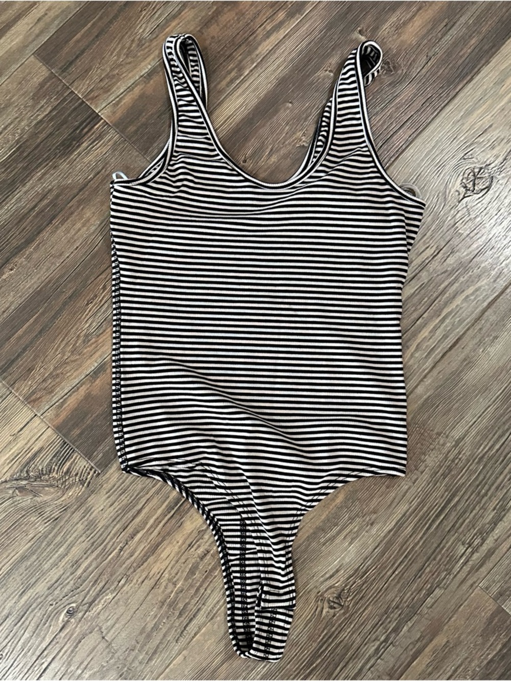 Lulus striped bodysuit tank women’s M stretch shirt